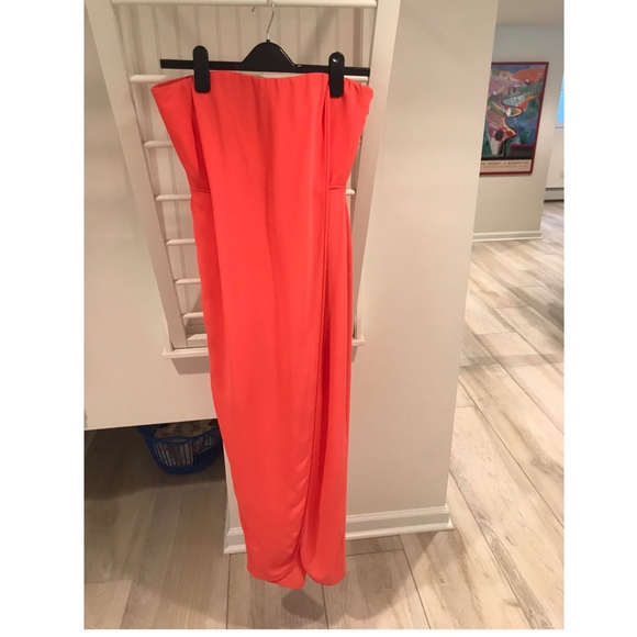 Coral Strapless Prom Dress BCBG - Picture 2 of 8